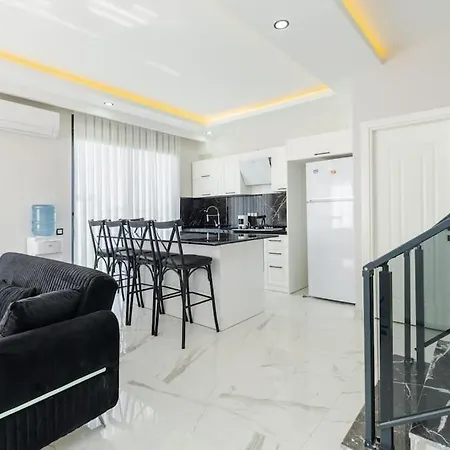 Belek Kadriye Land Of Legend Karsisi Luxe Arka Taraf Villa